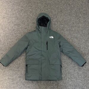 The North Face boys 4 in 1 down and dryvent Jacket size medium 10/12
